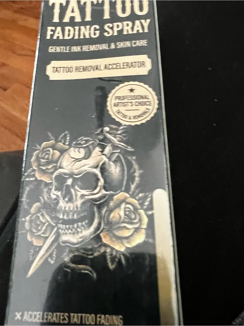Tattoo Fading Spray - Black with Gold Skull Artwork